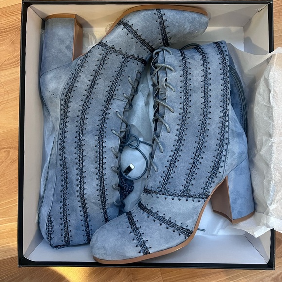 Free People × Silent D Blaire Lace-Up Boots Light Grey Blue Suede - Picture 10 of 12